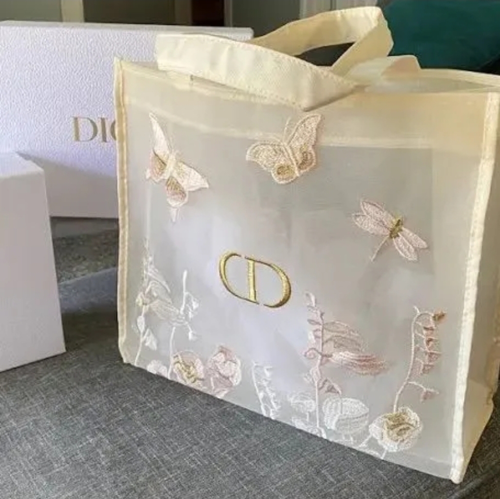 ✨ Dior Embroidered Mesh Tote – GWP Exclusive – Brand New & Sealed ✨